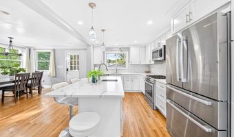 74 Rhinecliff St, Arlington, MA 02476