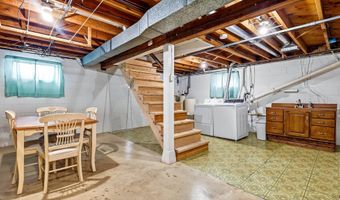 3045 Hales Mill Rd, Asbury, IA 52002