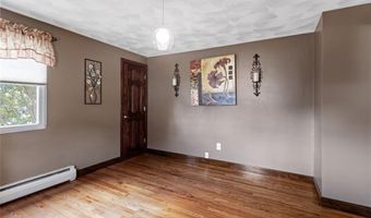 18 Lyman Ave, Johnston, RI 02919