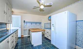 117 Wolcott Ave, Middletown, RI 02842