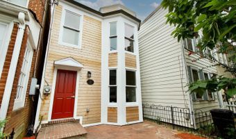 318 N PAYNE St, Alexandria, VA 22314