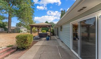 11825 SW BAKER St, Beaverton, OR 97008