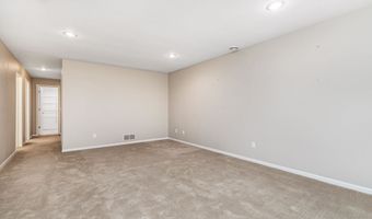 5125 Valley Frg, Asbury, IA 52002