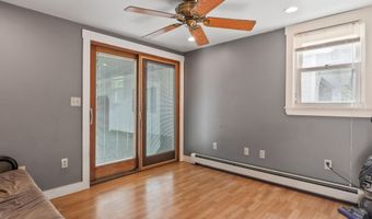 11 Outlet Rd, Augusta, ME 04330