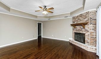 12212 Lazy Oaks Dr, Baker, LA 70714