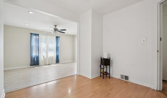 27 George St, Avenel, NJ 07001