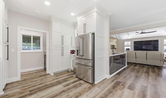 591 LAKE POINTE Dr, Arley, AL 35541