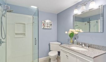 31 Mohawk Dr, Acton, MA 01720