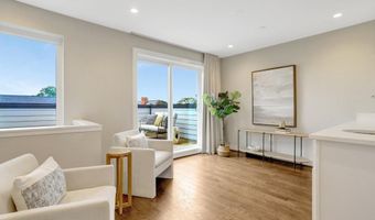 601 SLADE Ct, Alexandria, VA 22314