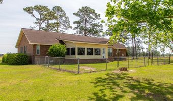 68 Smart Rd, Baxley, GA 31513