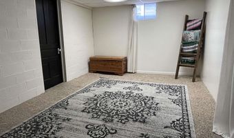 321 3rd Ave E, Albia, IA 52531