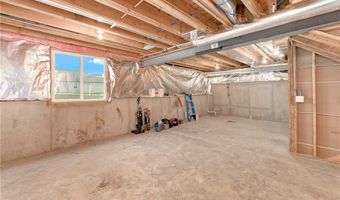 1640 Grayhawk Dr, Basehor, KS 66007