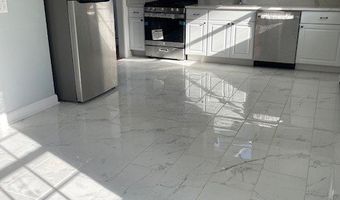 156 Triangle St, Danbury, CT 06810