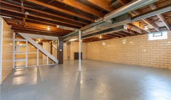 300 Homeworth Rd, Alliance, OH 44601