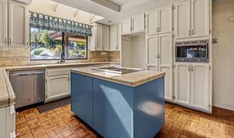 3209 Mary Ln, Escondido, CA 92025