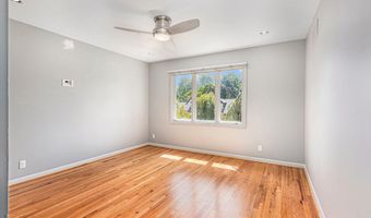 2222 Delaware Dr, Ann Arbor, MI 48103