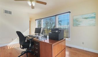 6 River Bluff Ct, Augusta, MO 63332