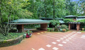 5140 Turtle Point Dr, Ann Arbor, MI 48105