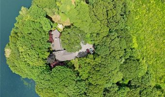125 Woodruff Ave, Narragansett, RI 02882