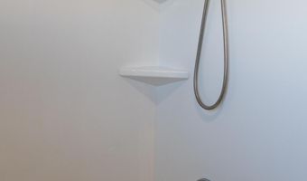 6 Reno Ct, Barnegat, NJ 08005