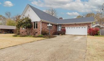 521 W Cross St, Benton, AR 72015