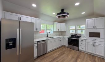 1121 3rd Ave E, Albia, IA 52531