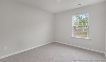1079 Misty Creek Dr, Aberdeen, NC 28315