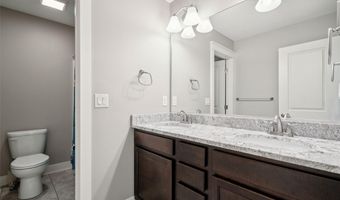 720 Timberview Dr, Adel, IA 50003