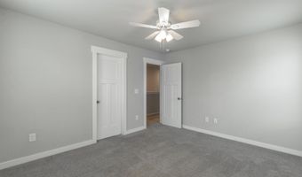 10829 Prairie Lake Dr, Apison, TN 37302