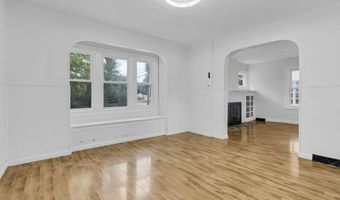 2365 N Stelzer Rd, Columbus, OH 43219