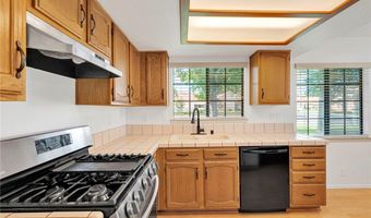 11671 Maple St, Apple Valley, CA 92308