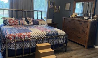 903 N Boulevard Dr, Amory, MS 38821