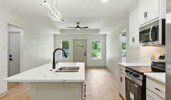 410 N Cedar St St, Beebe, AR 72012