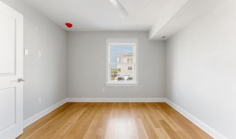 805 21st St, Avalon, NJ 08202