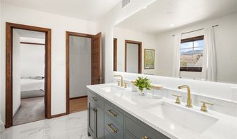 10821 Los Jordans, Agua Dulce, CA 91390