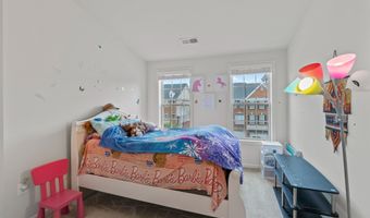 23265 HANWORTH St, Ashburn, VA 20148