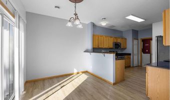 6524 154th St W 107, Apple Valley, MN 55124