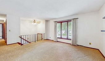 512 12th Ave NW, Altoona, IA 50009