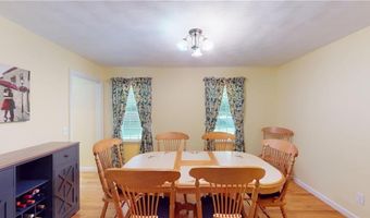 6 Forest Hill Dr, North Smithfield, RI 02896