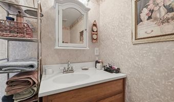 39070 Pike 202, Annada, MO 63330