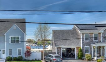 220 Narragansett Ave, Barrington, RI 02806