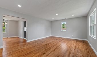 1241-41 R McComas Ave, Barboursville, WV 25504