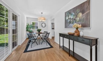 6010 BANGOR Dr, Alexandria, VA 22303