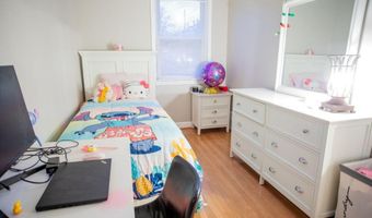 3913 Q St SE, Washington, DC 20020