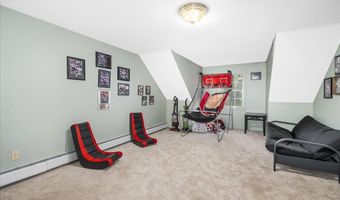 62 Lyford Ln, Brentwood, NH 03885