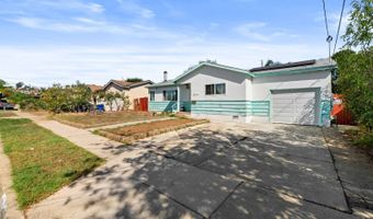 1044 Goldenrod St, Escondido, CA 92027