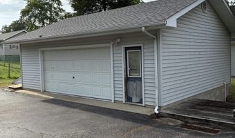 909 N Washington St, Bicknell, IN 47512
