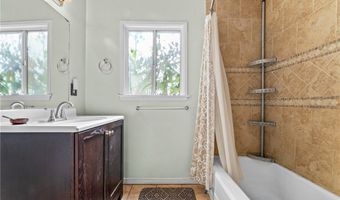 13675 Rayen St, Arleta, CA 91331