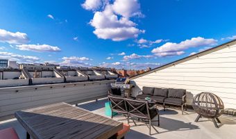1318 S QUINN St, Arlington, VA 22204