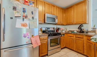5975 TERRAPIN Pl 301C, Alexandria, VA 22310